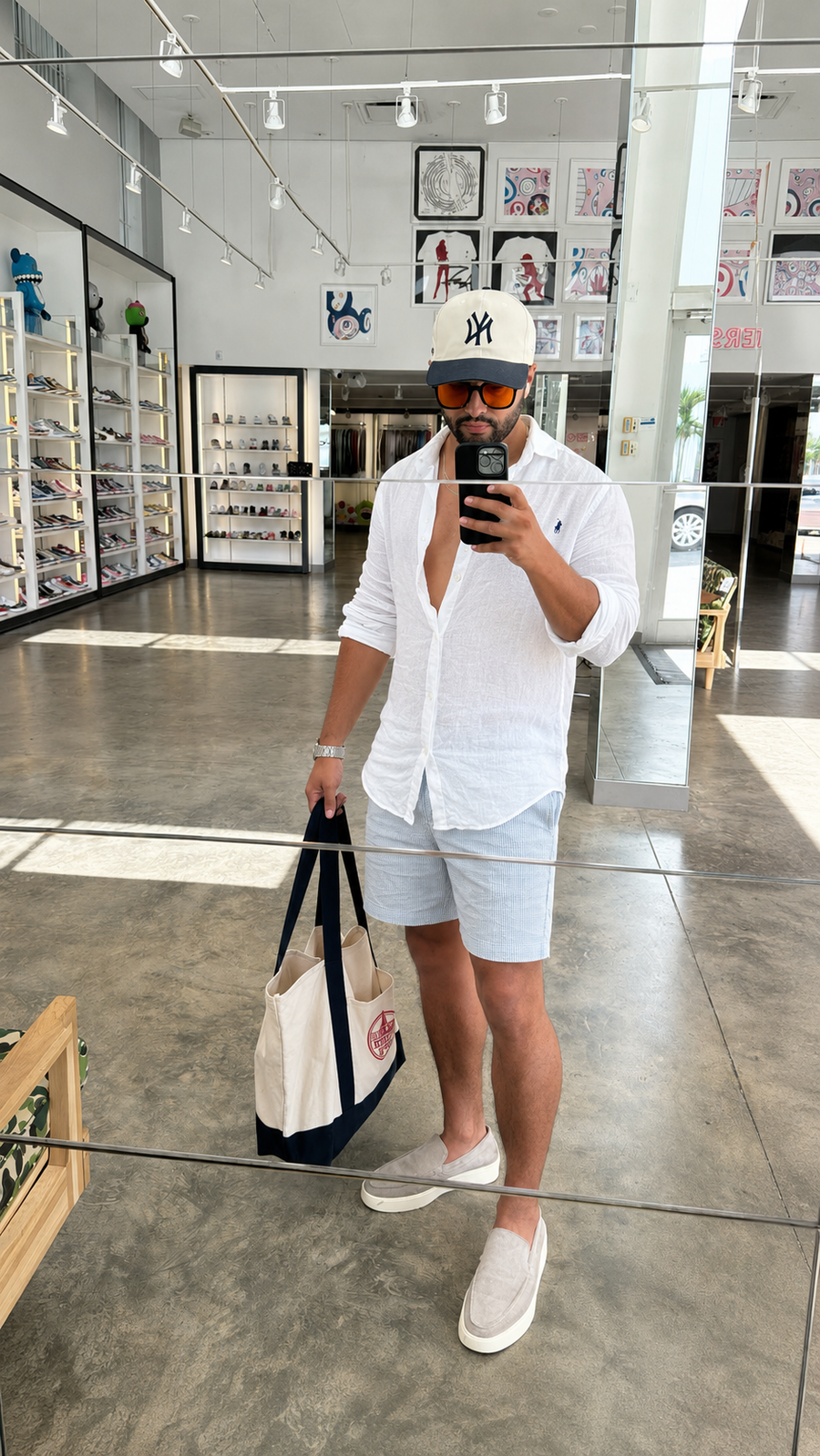 Customer wearing the ORVAN linen shirt