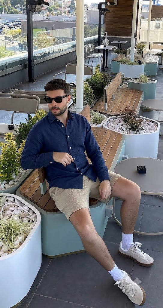 Customer wearing the ORVAN linen shirt